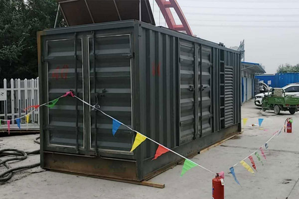 无锡发电机租赁空气滤清器多久更换一次?